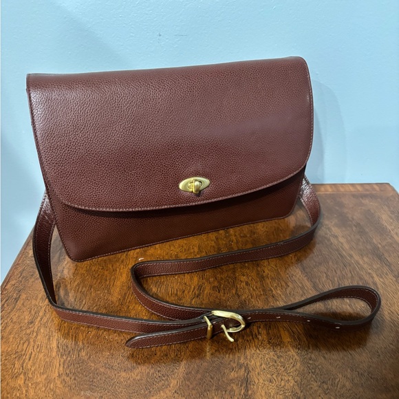 Coach Handbags - ✨ Vintage Find: 1990s Coach Madison Collection Spence Bag, Made in Italy✨